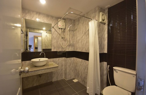 Phutthamonthon Hotel | LOFT Salaya