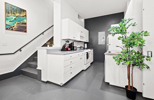 Columbus Park - Andrew Square Apartment | Loft style 2BR unit in Boston Southend 1639
