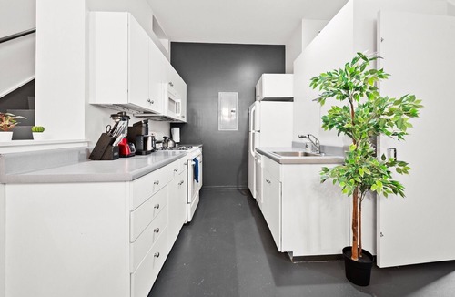 Columbus Park - Andrew Square Apartment | Loft style 2BR unit in Boston Southend 1639