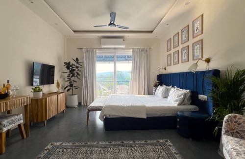 Nerul Bed & Breakfast | Loft Style Duplex w Forest View - The Open House