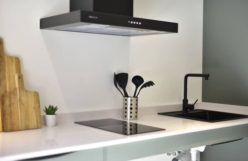La Petxina Apartment | Loft-style studio in La Petxina