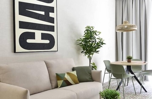 La Petxina Apartment | Loft-style studio in La Petxina