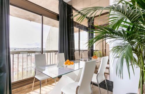 Comedie Apartment | Loft Triangle comedie, Parking free