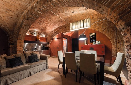 Matraia Apartment | Loft with Stone vaults in Villa Storica