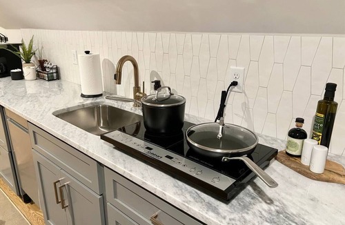 North Chattanooga House | Lofty Dream | Stylish Northshore Loft Stay