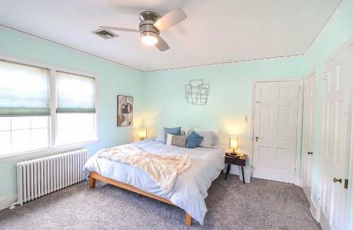 Princeton Apartment | Lofty Elegant Home Downtown Princeton 3BR