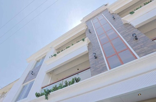 Fern Hill Villa | Lofty Stay