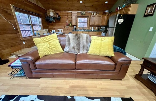 Rutherfordton Cabin | Log Cabin On 5 Private Acres, Gated Community With River Access