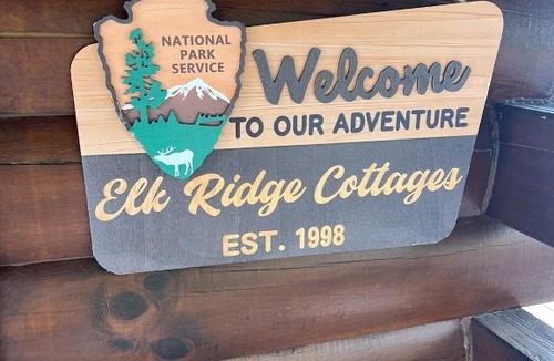 Apple Ridge House | Log Cabin