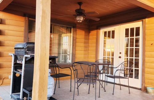 Hornbeak Cabin | Log Cabin.
