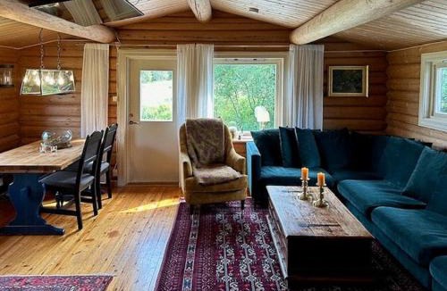Mælem House | Log Cabin With 360-Degree Views Near Trysil