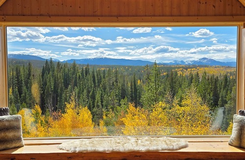 Granby House | Log home in the forest - incredible view of peaks to the south - private & cozy!