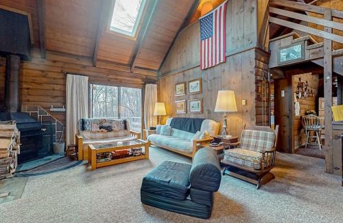 Wilmington House | Log Ski Lodge