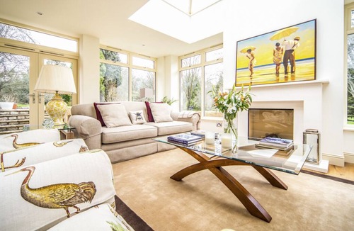 Dalkeith Villa | Logan Manor - Five Bedroom Villa, Sleeps 10