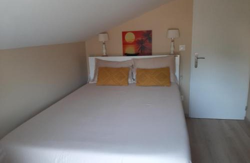 Amplepuis Apartment | Logement Confortable dans résidence privée à Amplepuis