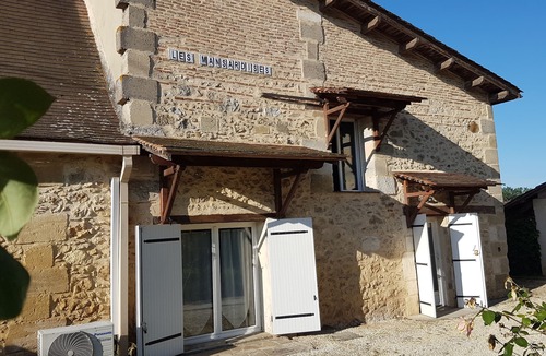 Bergerac House | Logement de Charme Refait à Neuf Avec Piscine et Climatisation