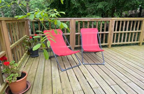 Molineuf Other | LOGEMENT INSOLITE Pod sur Pilotis