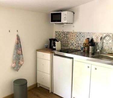 Saint-Didier Apartment | Logement neuf et climatisé, au coeur du village