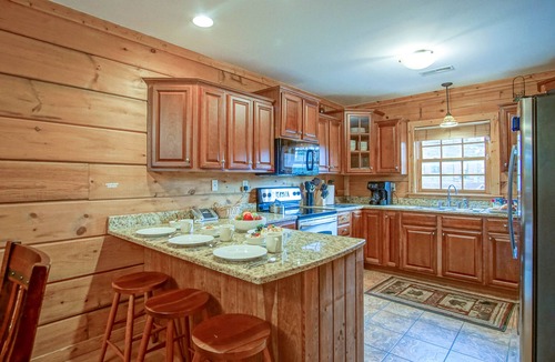 Edray House | Loggers Run #8: 5 Bedrooms, 3.5 Baths