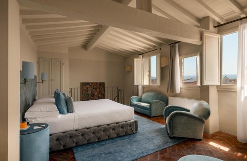 Santissima Annunziata Hotel | Loggiato Dei Serviti