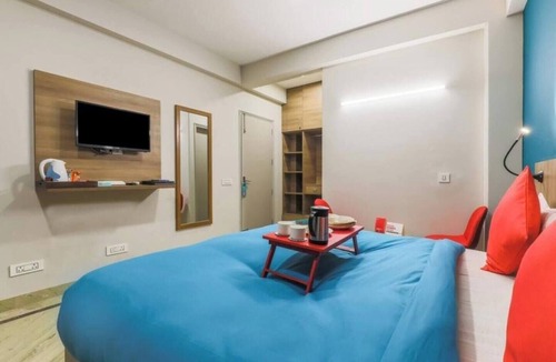 Gurugram Bed & Breakfast | Loginn Stays #3