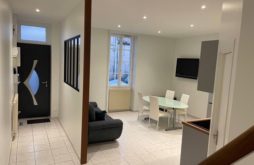 Angouleme House | Logis du 96