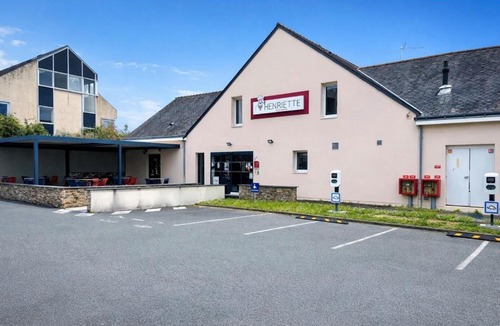 Roseraie - Orgemont Hotel | Logis Hôtel Angers Sud