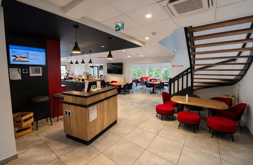 Roseraie - Orgemont Hotel | Logis Hôtel Angers Sud
