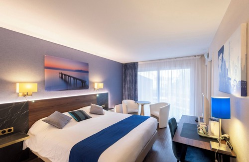 Thonon-les-Bains Hotel | Logis Hôtel Arc en Ciel