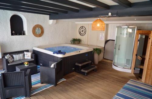 Rivedoux-Plage Hotel | Logis Hôtel de La Marée - Face à l'océan - Ile de Ré