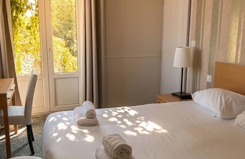 Combourg Hotel | Logis Hôtel du Château - Combourg, Proche Saint-Malo