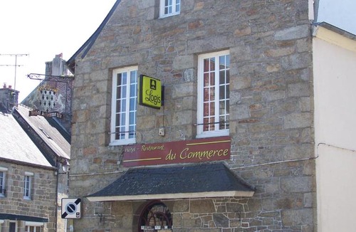 Quintin Hotel | Logis Hôtel du Commerce