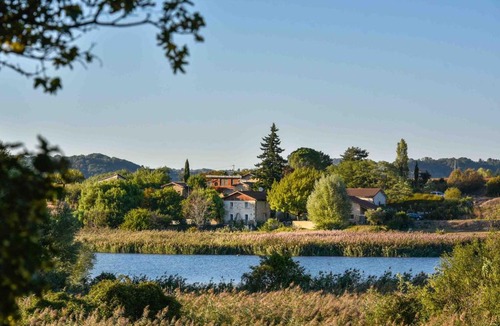 Granges-les-Beaumont Hotel | Logis Hôtel Les Vieilles Granges