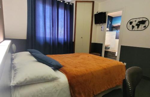 Digoin Hotel | Logis Hôtel Le Merle Blanc