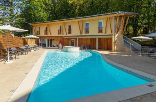 Chille Hotel | Logis Hôtel Parenthèse, Restaurant & Spa