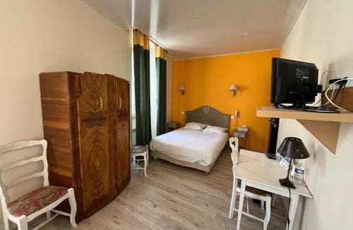 Sille-le-Guillaume Hotel | Logis Hôtel & Restaurant - Le Bretagne