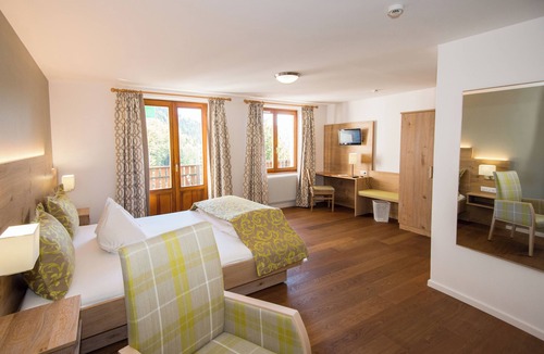 Saint-Amarin Hotel | Logis Hôtel-Restaurant Auberge du Mehrbachel
