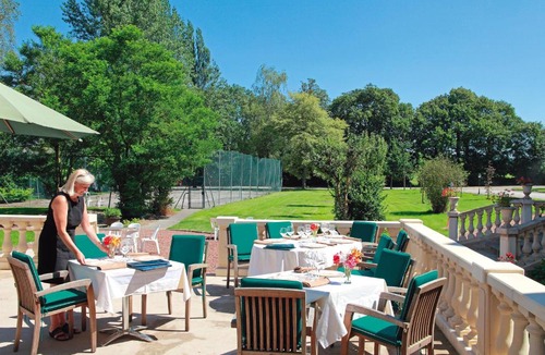 Le Wast Hotel | Logis Hôtel & Restaurant - Le Château Des Tourelles 3 étoiles