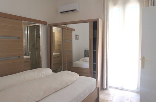 La Californie Hotel | Logis Hôtel Villa Victorine