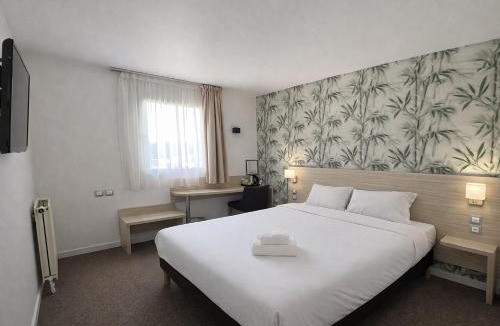 Pacy-sur-Eure Hotel | Logis Hotel Altina