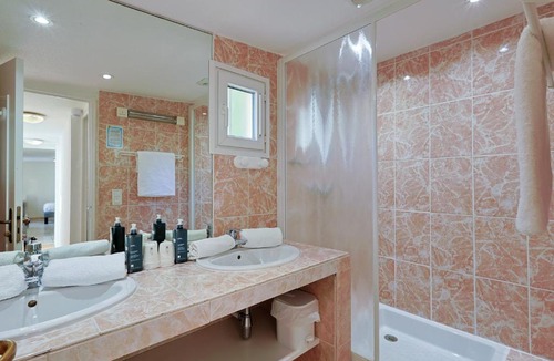 Agay Hotel | Logis Hotel l'Esterella