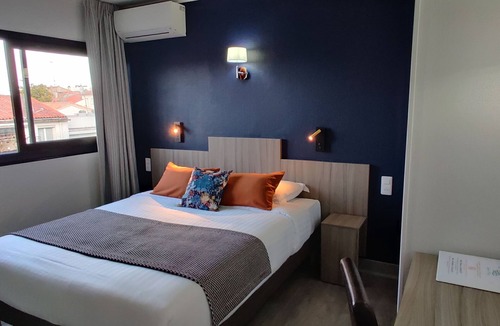 Royan Hotel | Logis Hotel Les Bleuets