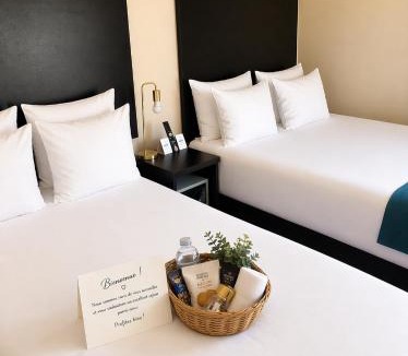 Pontgibaud Hotel | Logis Hotel restaurant de la Poste
