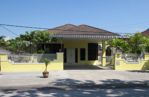 Kampung Sengat House | LohasIpohHomestay,2BR Bunglow,5pax,1min to Cameron