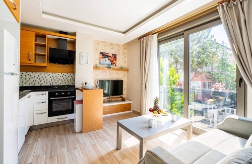 Eski Lara Hotel | Loi Suite