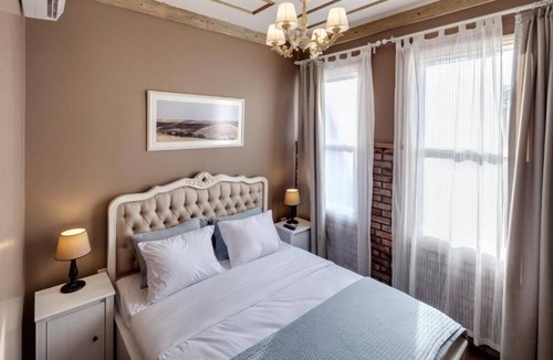 Moda Bed & Breakfast | Loka Suites