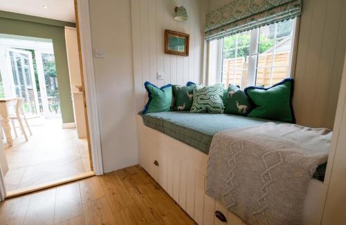 Icklesham House | Loke Cottage - Winchelsea Nr Rye