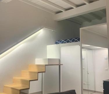 Santa Maria Novella Apartment | Lola Loft