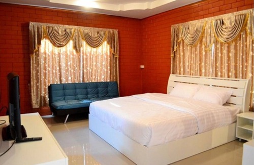 Non Sung Hotel | Lomdao Resort