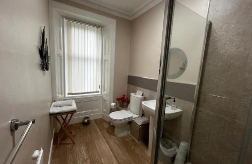 Leven Bed & Breakfast | Lomond Guest House